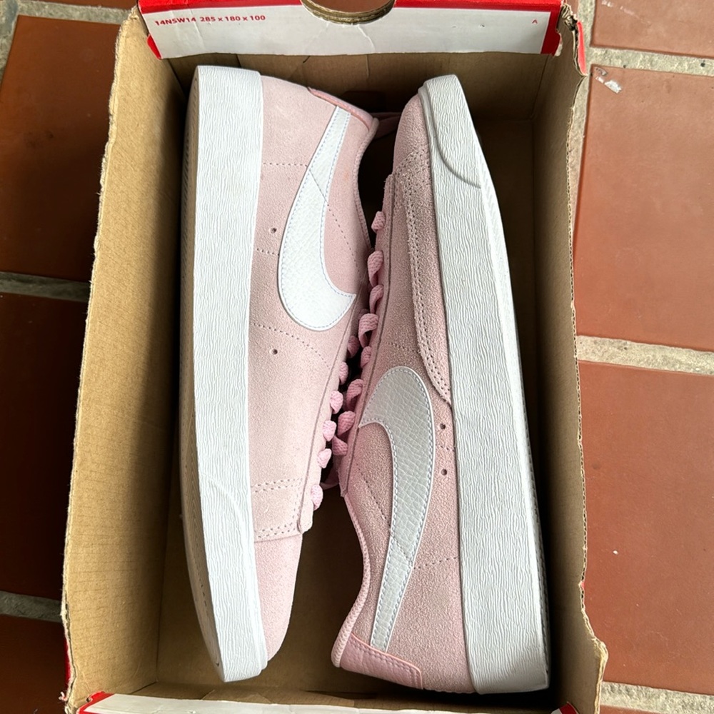 Blazer Low Sd - image 1